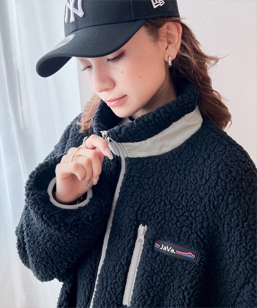 Java ブルゾン アウター 「JaVa ジャバコラボ」レトロ×スポーツMIX。JaVaワッペン付き配色ボアブルゾン レディース - 画像 (3)