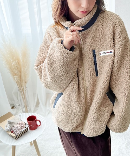 Java ブルゾン アウター 「JaVa ジャバコラボ」レトロ×スポーツMIX。JaVaワッペン付き配色ボアブルゾン レディース - 画像 (8)