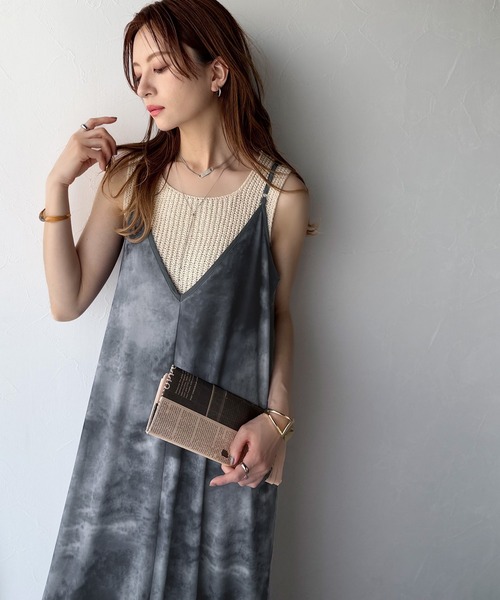 classicalelf ワンピース そよ風シフォン♪ふわり柔らかシルエットで“涼”を着回す。前後2wayチュールレイヤードロングキャミワンピース(ブラック&マーブル柄) - 画像 (4)